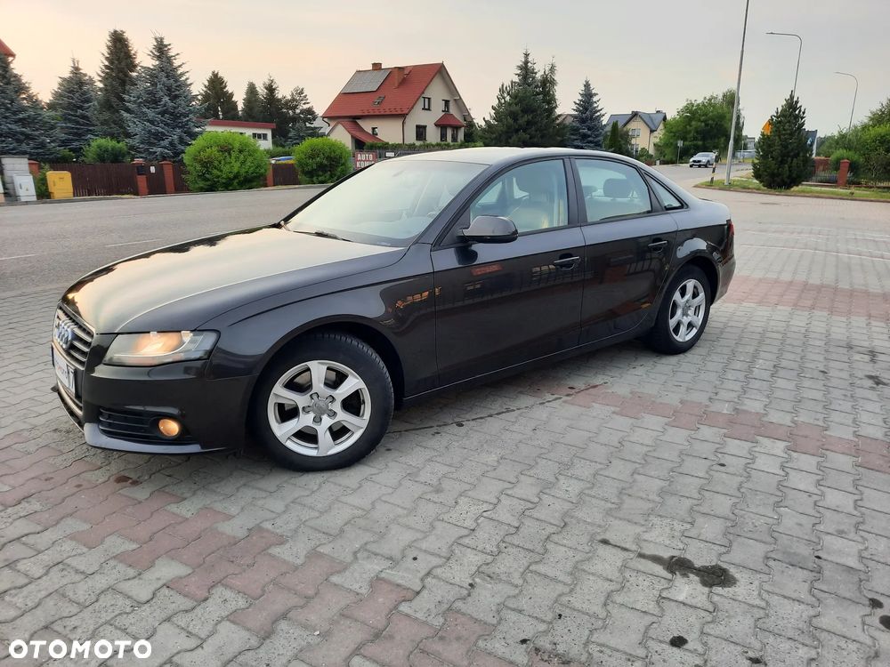 Audi A4 Limousine - 2