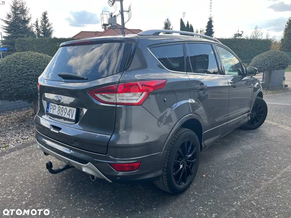 Ford Kuga 2.0 TDCi 4x4 ST-Line - 5
