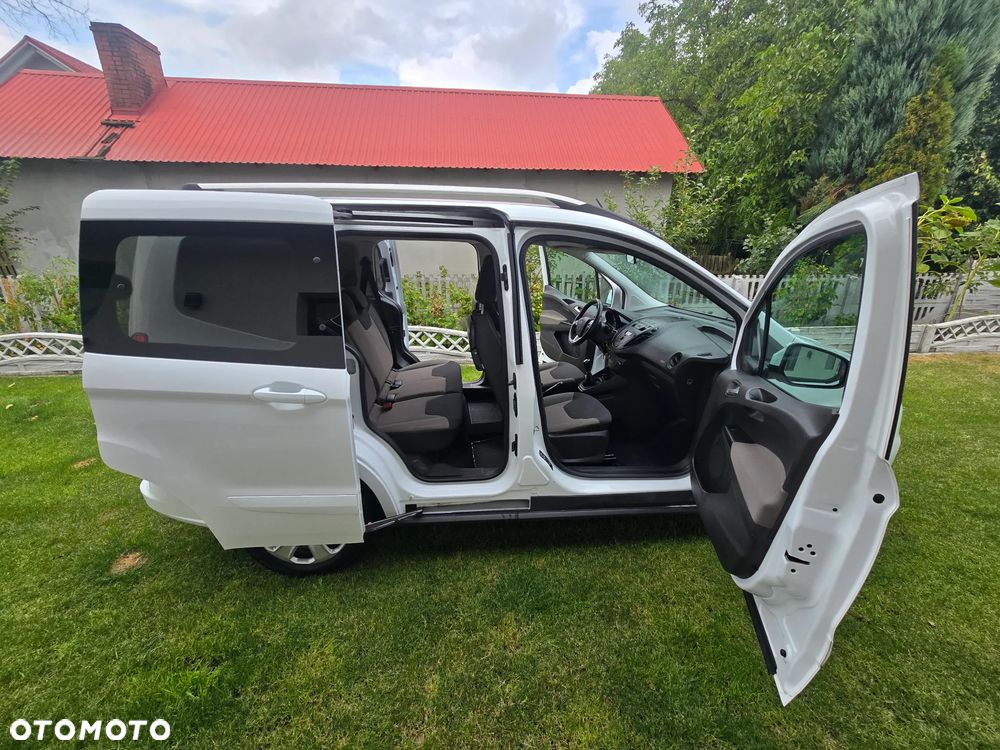 Ford Tourneo Courier 1.5 TDCi Sport - 15