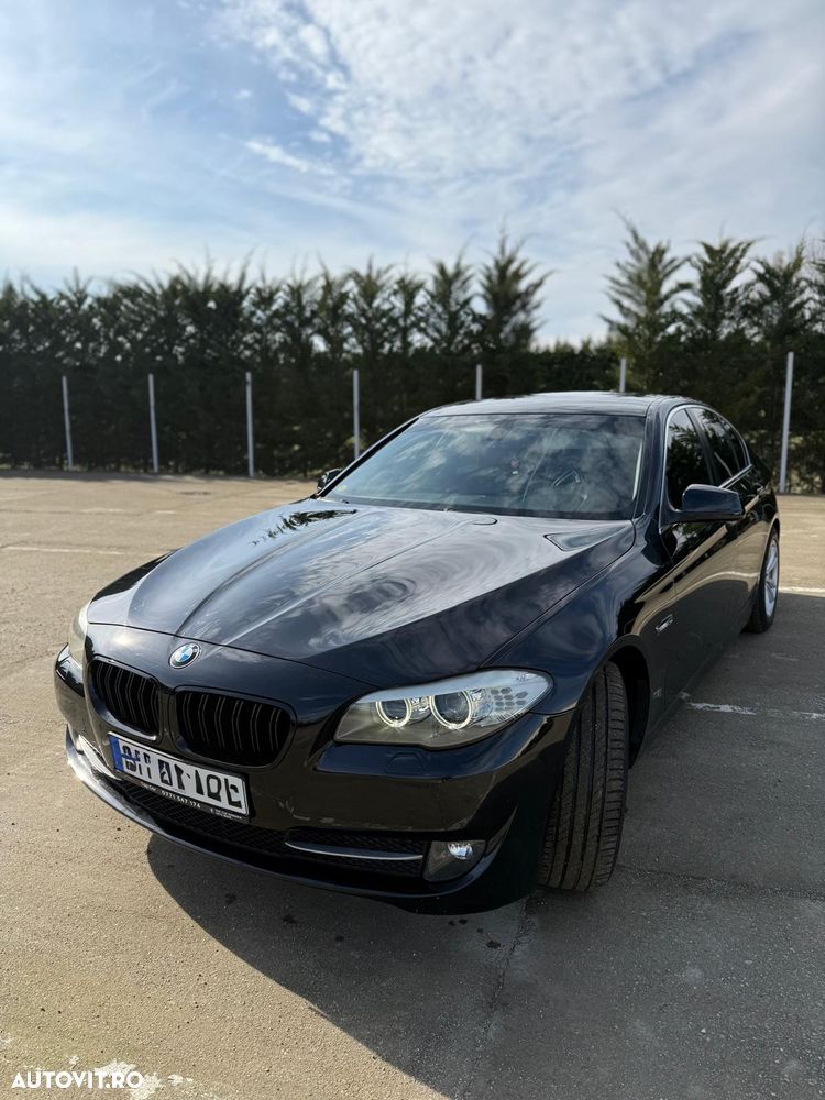 BMW Seria 5 520d Aut. - 1