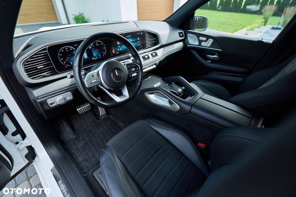 Mercedes-Benz GLE - 26