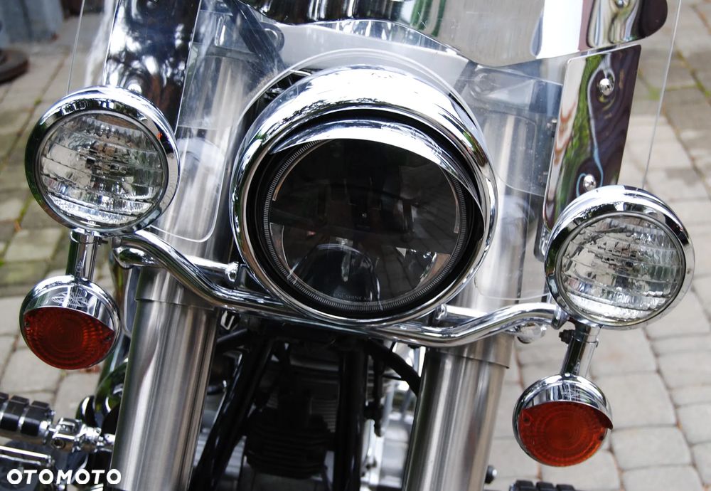 Yamaha Road Star - 30