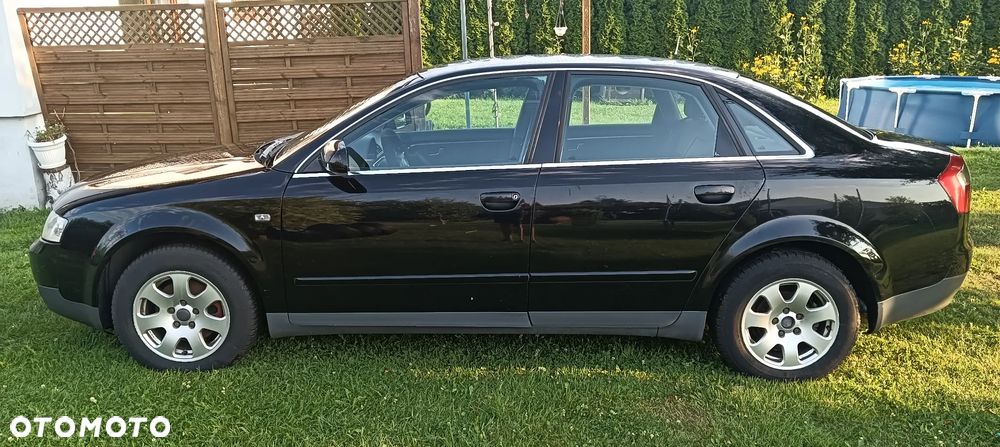 Audi A4 Limousine - 9