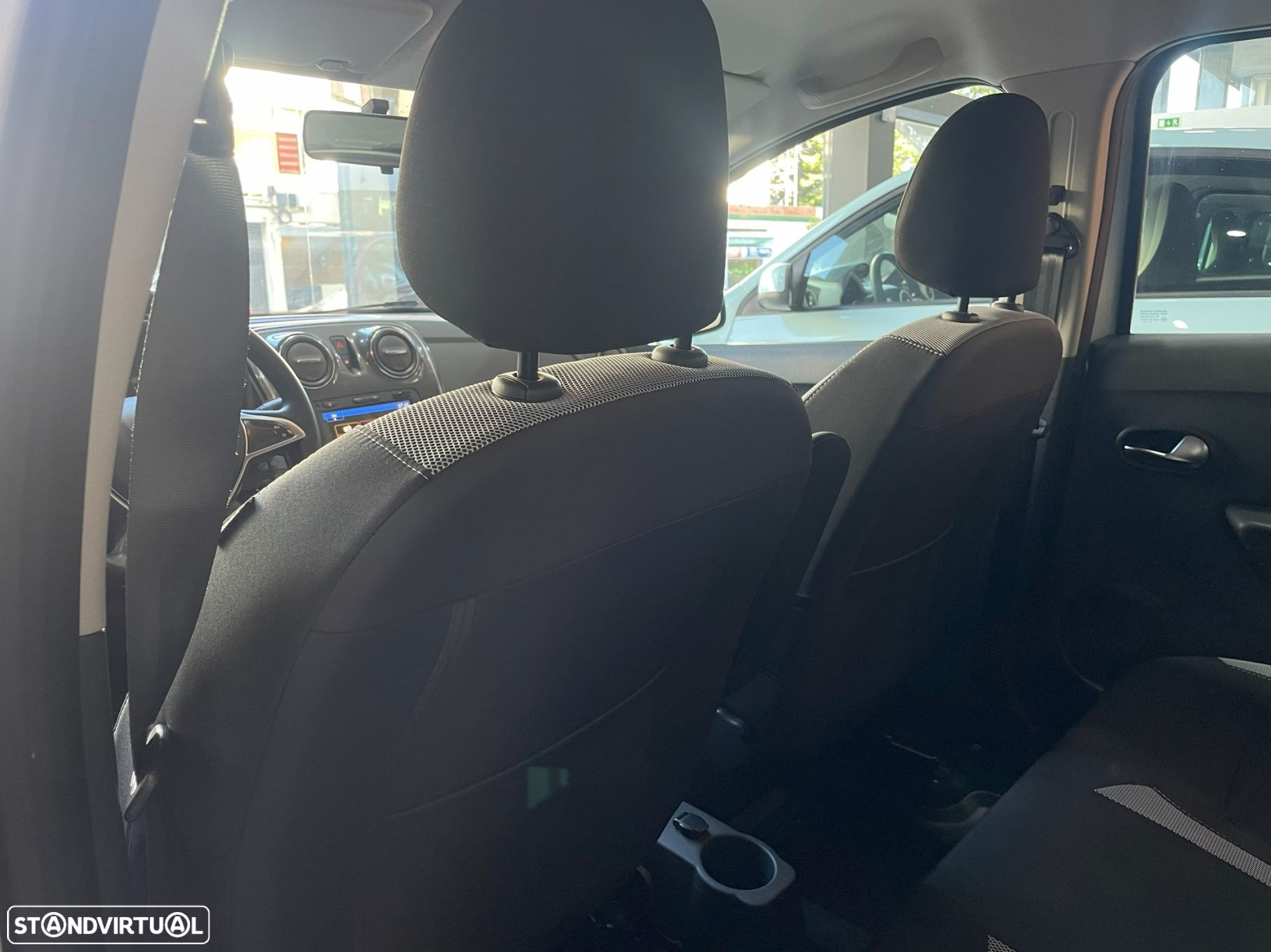 Dacia Sandero 0.9 TCe Comfort - 14