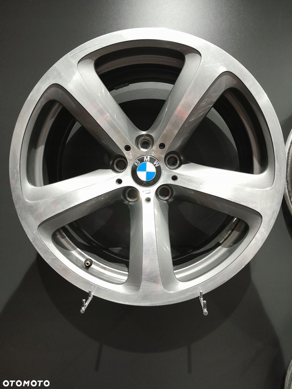 Felga 19 5x120 BMW 9Jx19 ET14 6777354 F6485-27 - 1