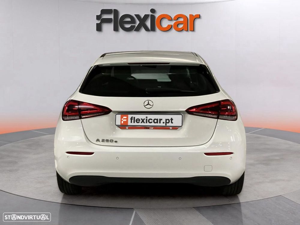 Mercedes-Benz A 250 e Style Plus - 8