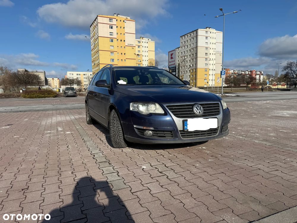 Volkswagen Passat 2.0 TDI DPF DSG Highline - 1