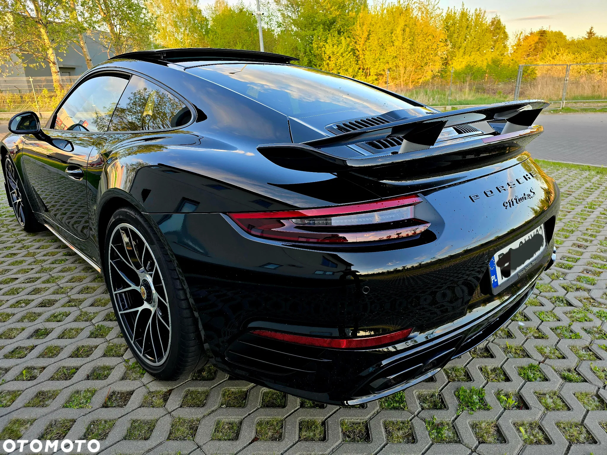 Porsche 911 Turbo S - 14