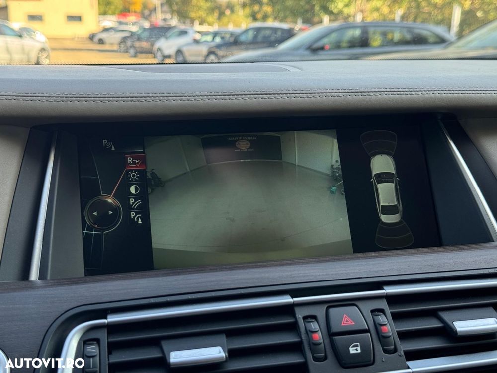 BMW Seria 7 740d xDrive - 18