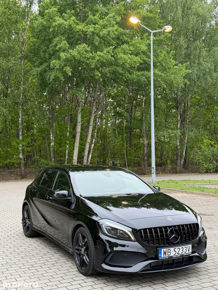 Mercedes-Benz Klasa A 220 4-Matic AMG Line - 3