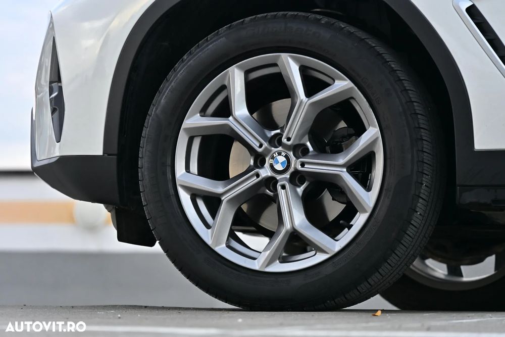 BMW X3 xDrive30i AT - 37