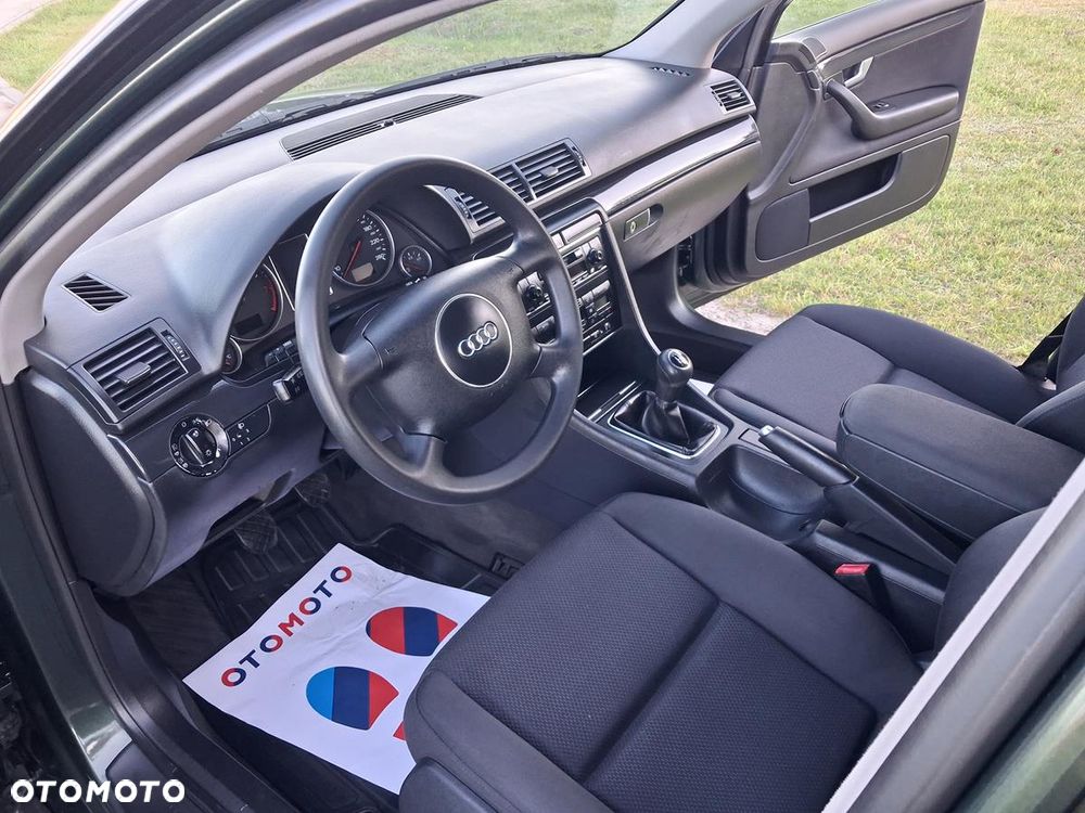 Audi A4 Limousine - 19