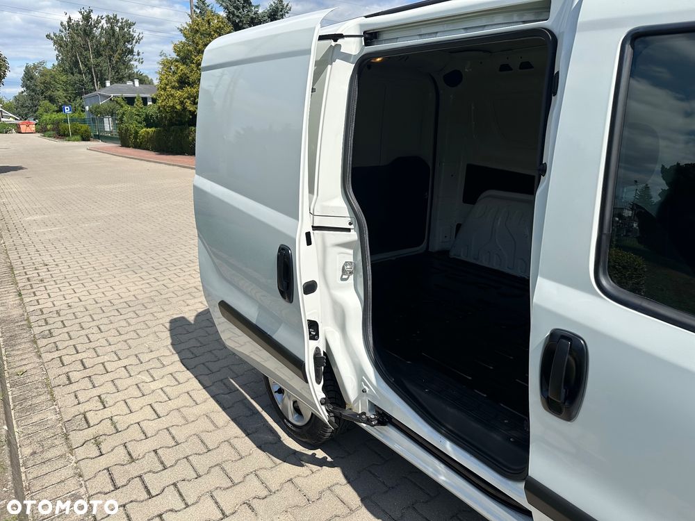 Opel COMBO - 20