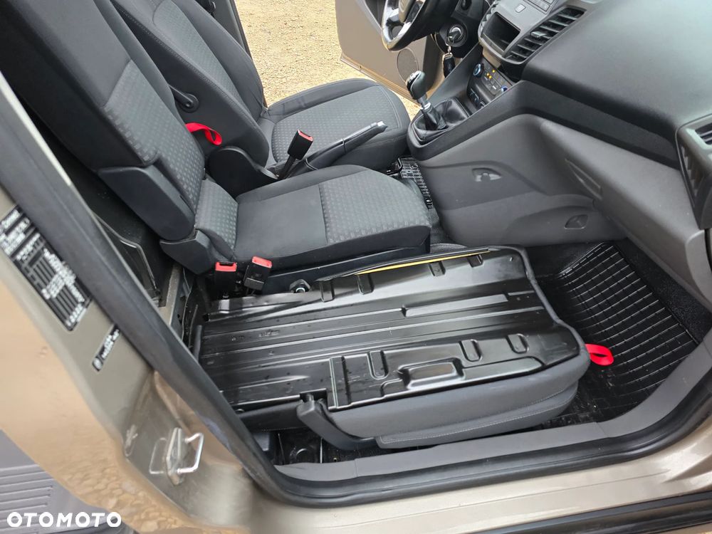 Ford TRANSIT CONNECT - 27