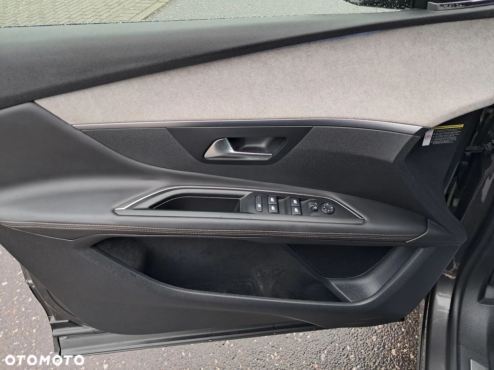 Peugeot 3008 2.0 BlueHDi GT S&S EAT8 - 27