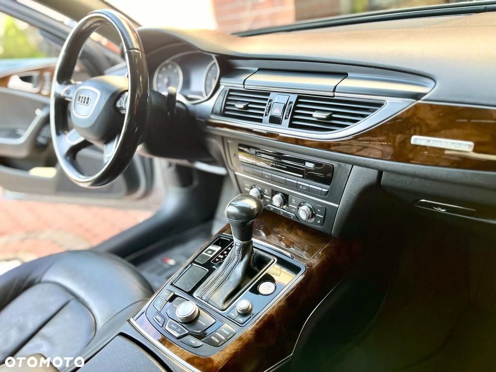 Audi A6 - 4