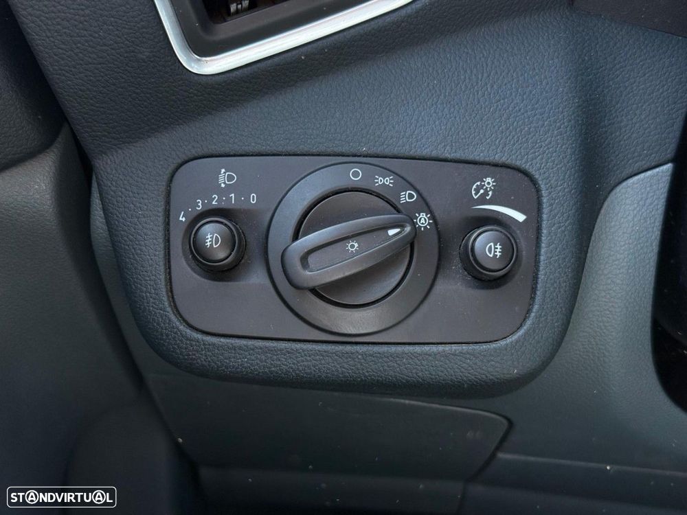Ford Grand C-Max 1.0 EcoBoost S&S Titanium - 9