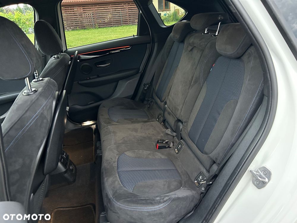BMW Seria 2 - 37