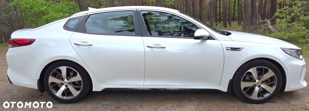 Kia Optima - 27