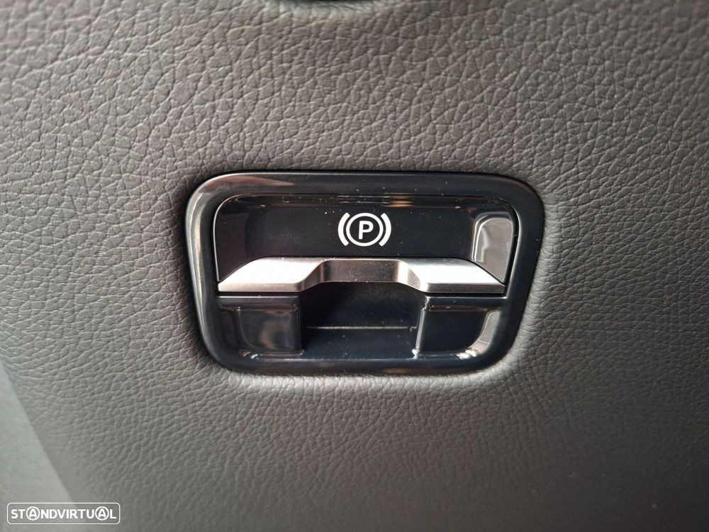 Mercedes-Benz GLC 300 e Coupe 4Matic - 20