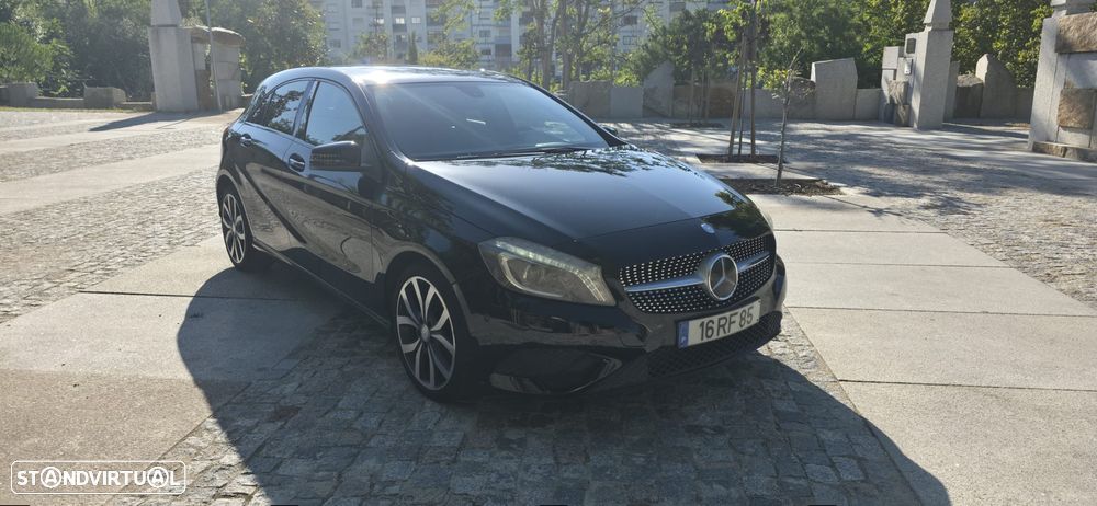Mercedes-Benz A 180 CDi BE AMG Line - 2