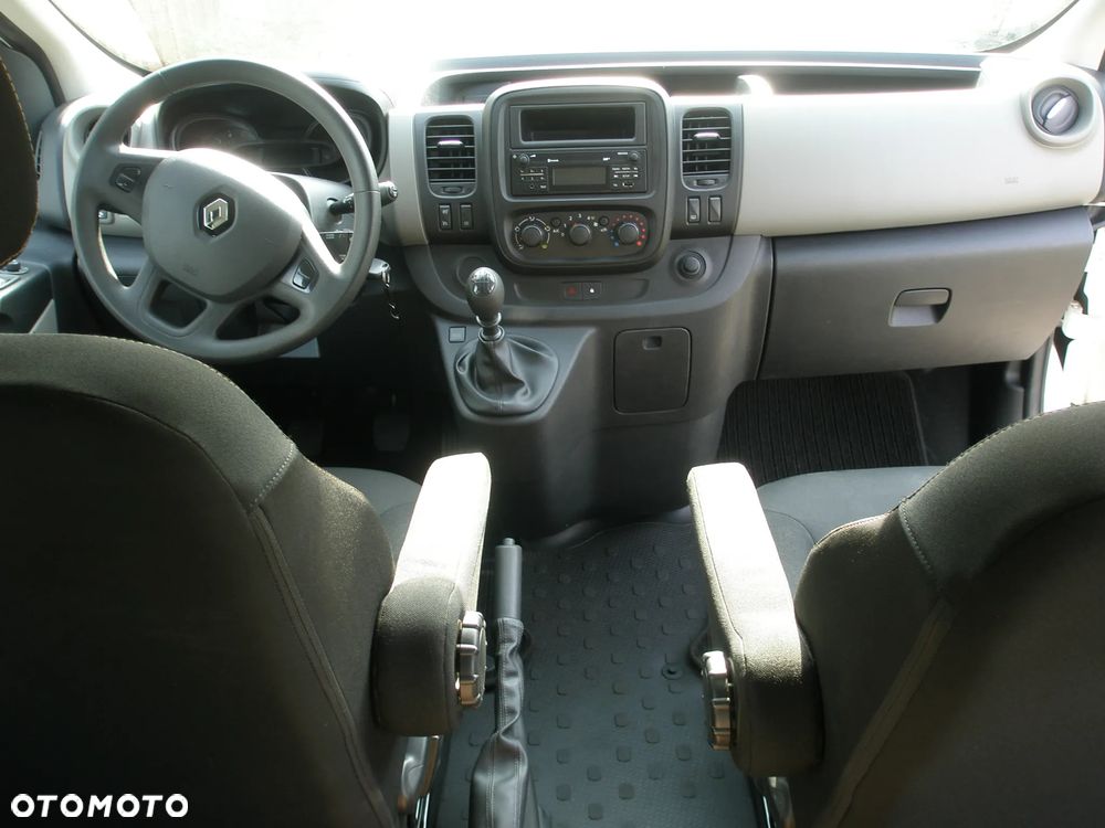 Renault Trafic - 21