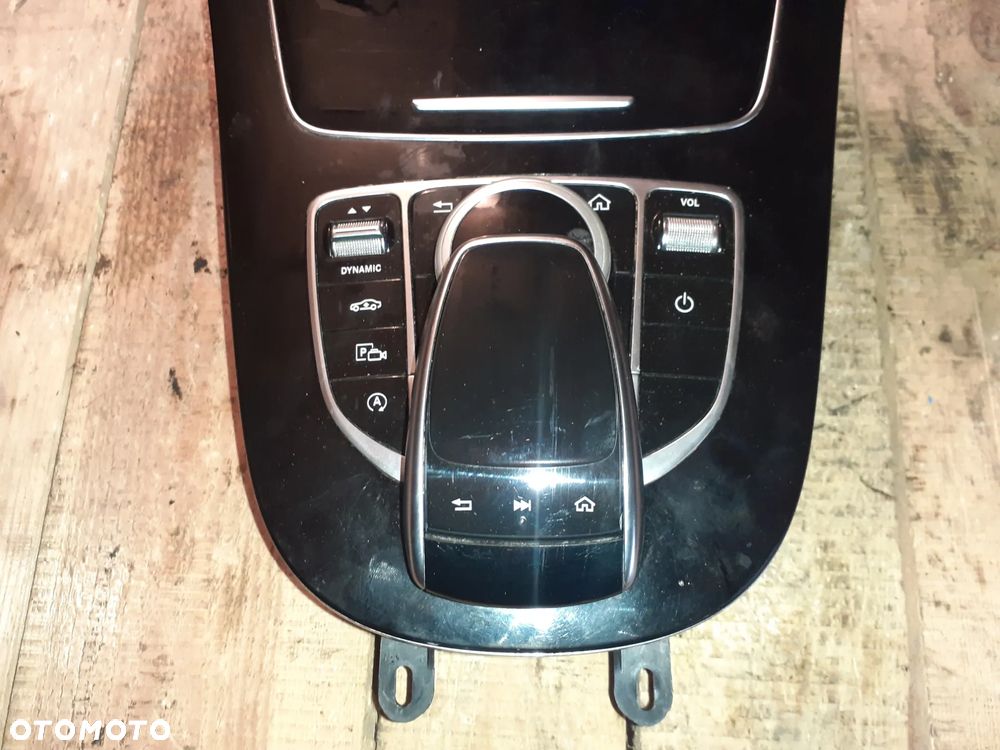 Mercedes E-klasa W213 Panel w Deska Dekor Tunel - 2