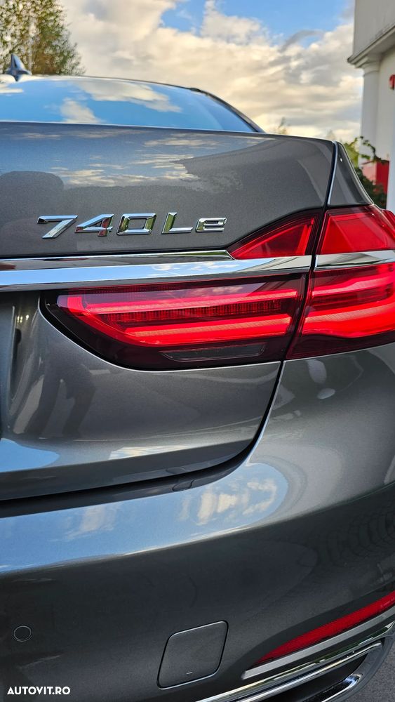 BMW Seria 7 740Le xDrive iPerformance - 16