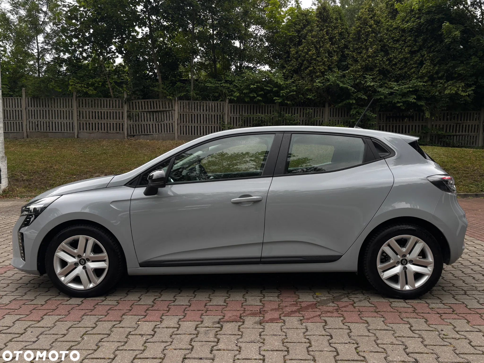 Renault Clio 1.0 TCe Evolution - 5