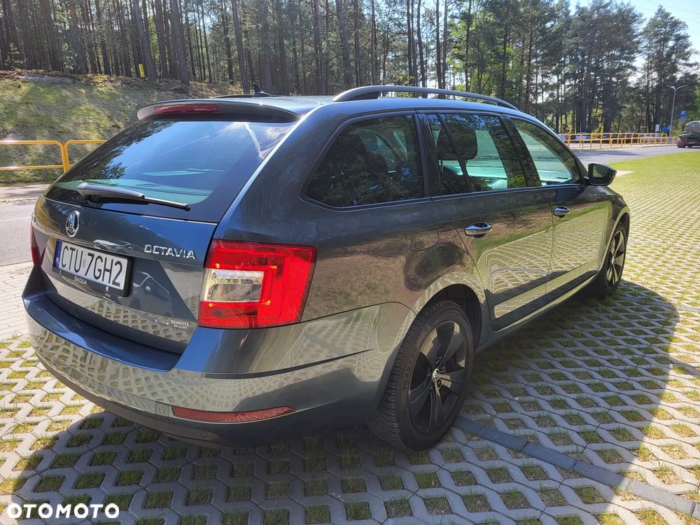Skoda Octavia 1.6 TDI DSG Ambition - 3