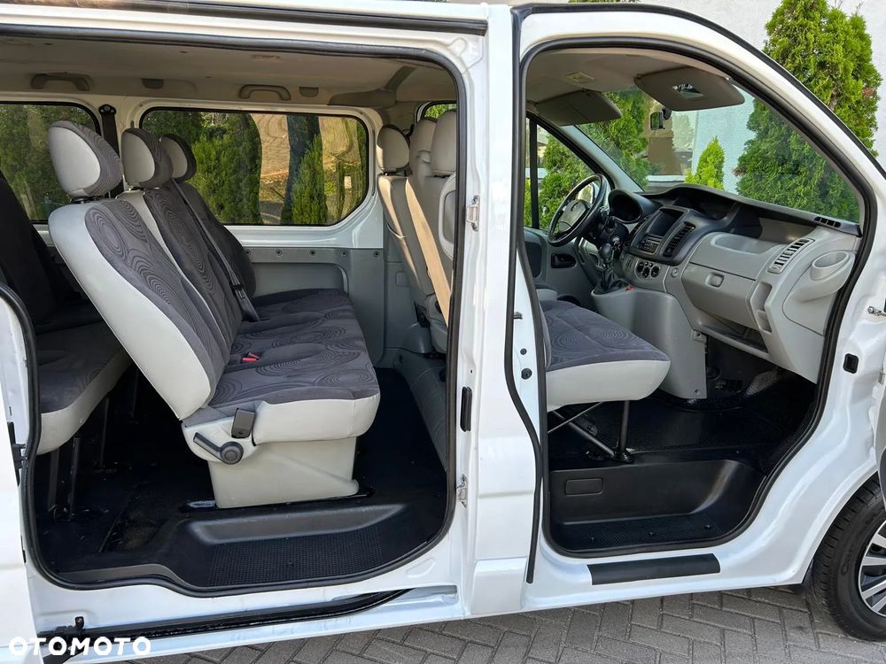 Renault Trafic 2.0 dCi 115 Passenger L2H1 Expression - 23