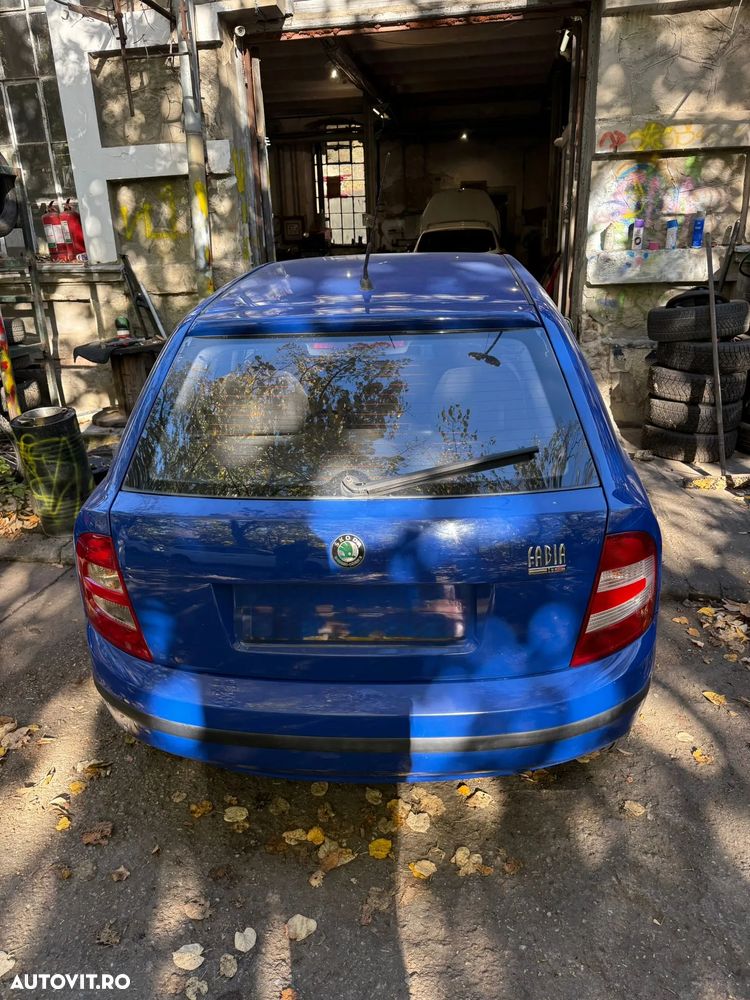 Dezmembrez Skoda Fabia 1 facelift albastru 2006 1,2 benzina BME BMD - 12