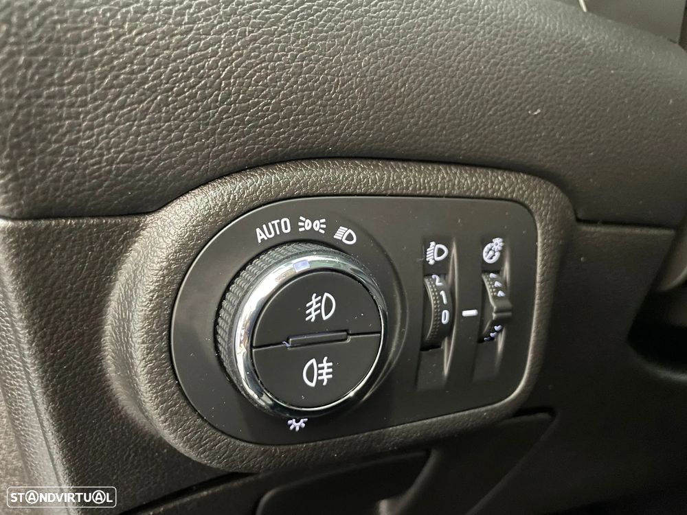 Opel Zafira 1.6 CDTi 120 Anos S/S - 28