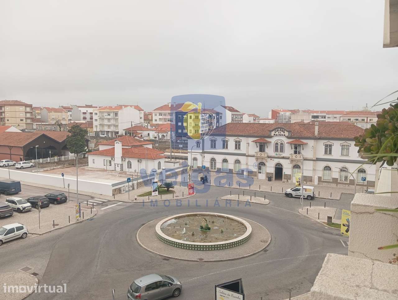 Apartamento T4 na Avenida 1º de Maio, com Garagem - Grande imagem: 3/24