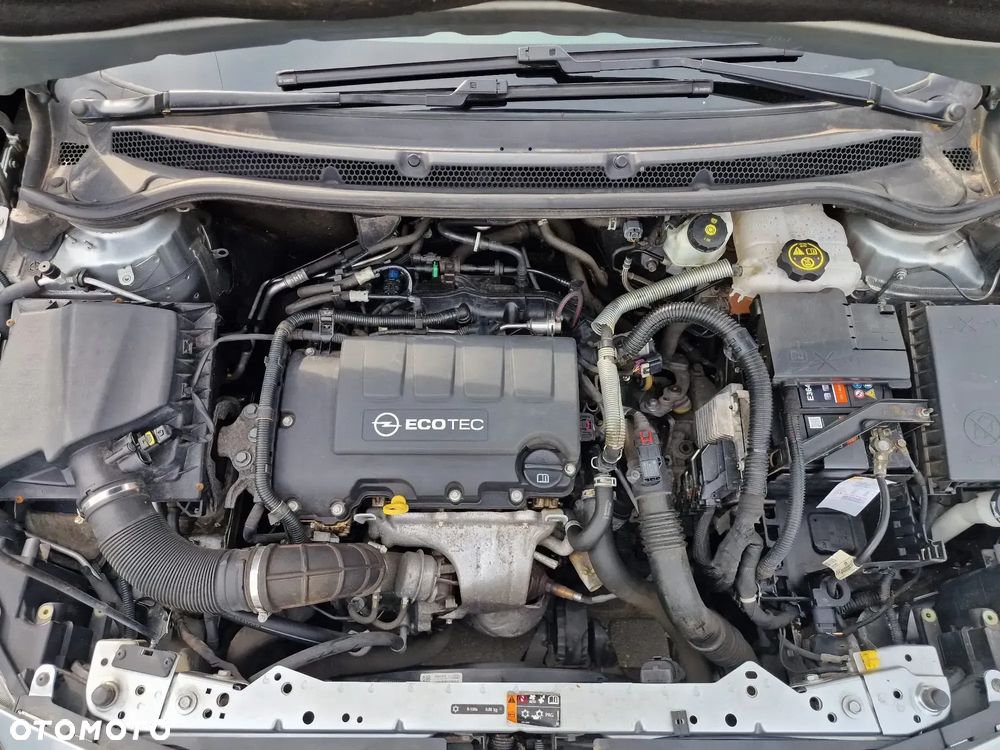 Opel Astra 1.4 Turbo Active - 24