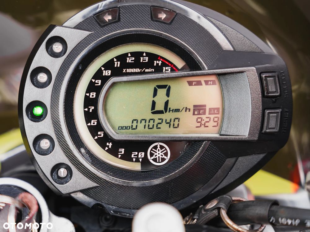 Yamaha FZ6 - 22