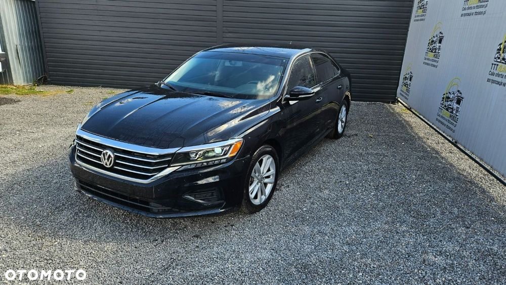 Volkswagen Passat - 4