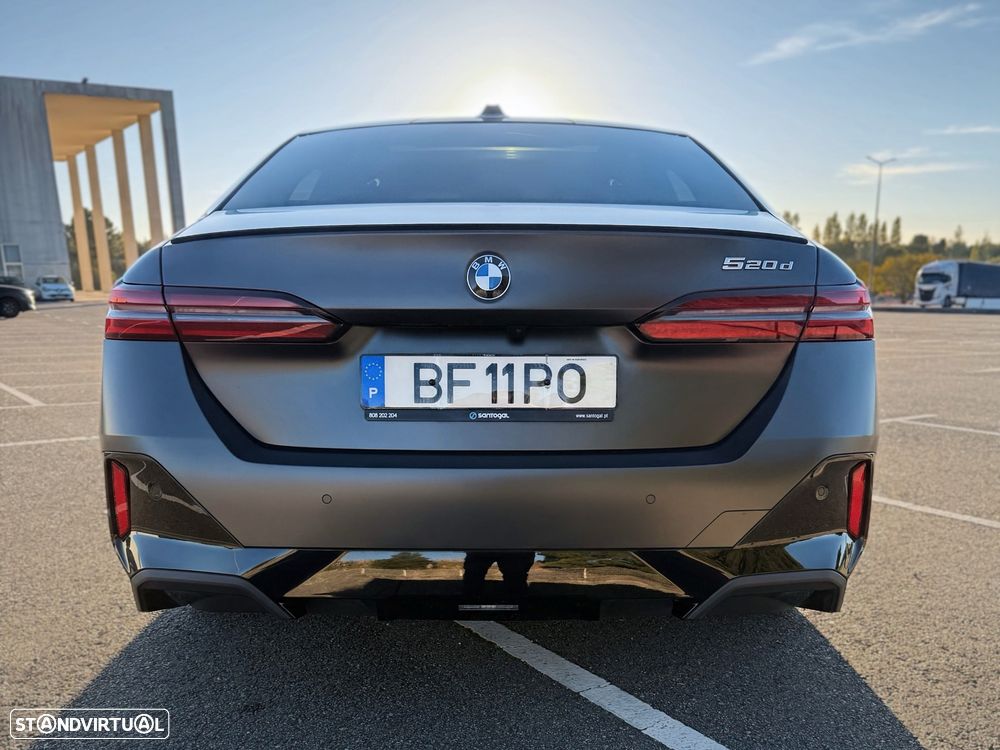 BMW 520 d Pack Desportivo M Pro - 4