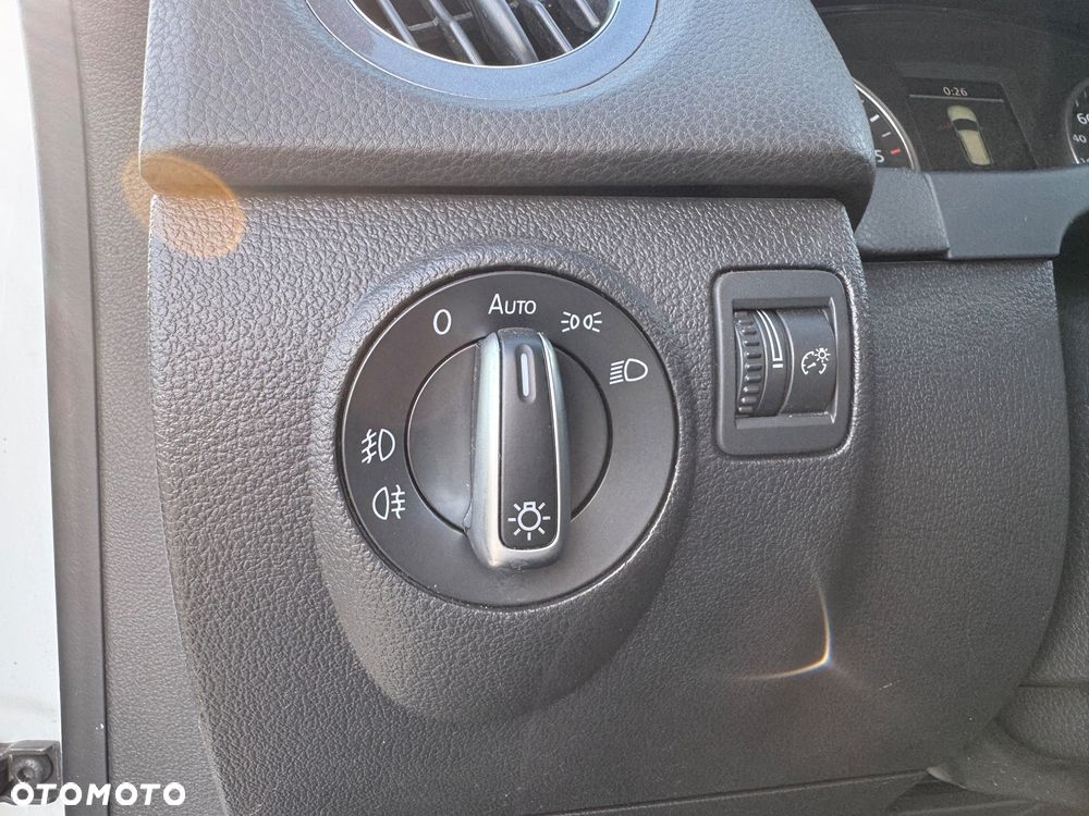 Volkswagen Tiguan - 25