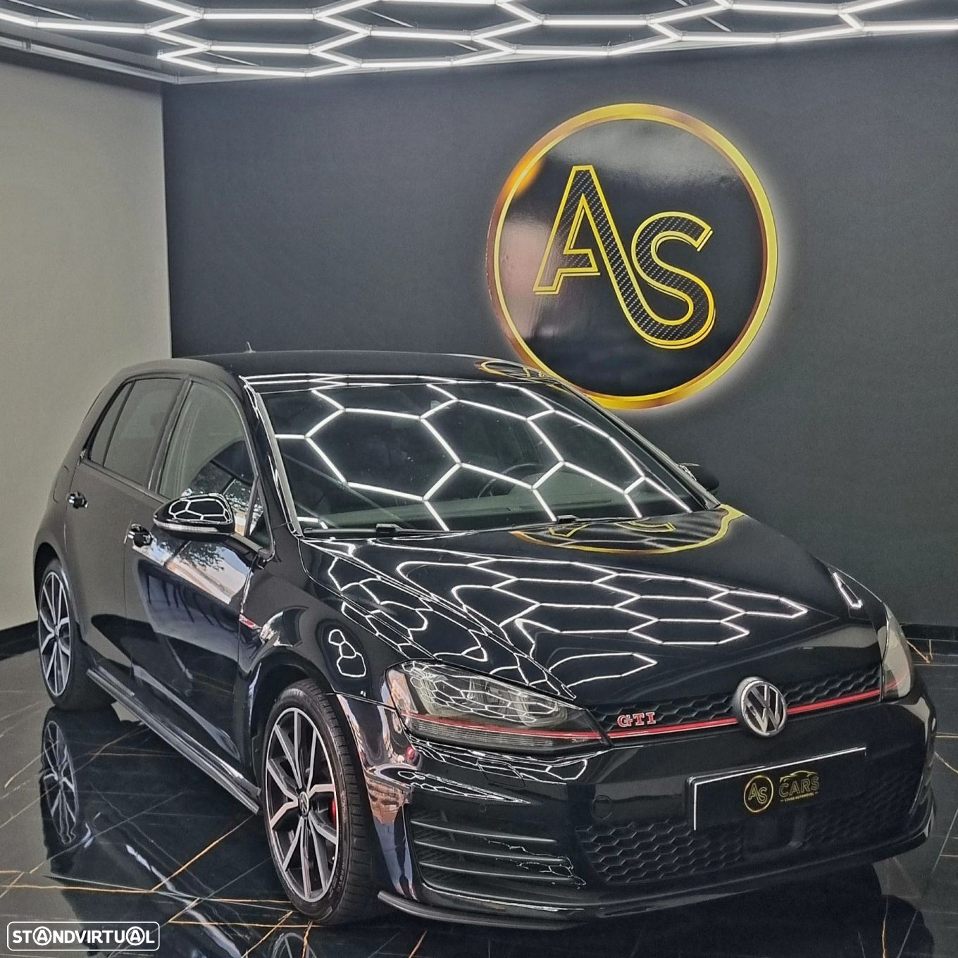 VW Golf 2.0 TSi GTi DSG Performance - 2