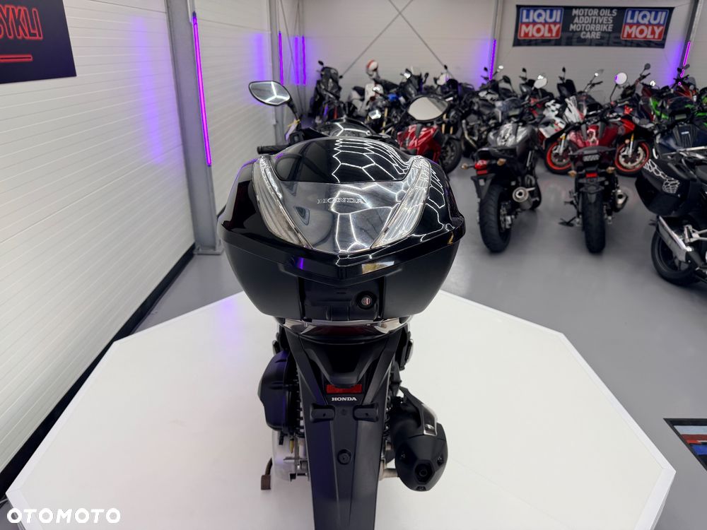 Honda SH - 19
