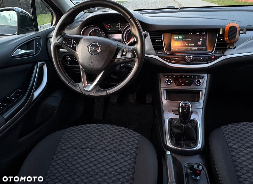 Opel Astra ver-1-0-t-enjoy-s-s - 11