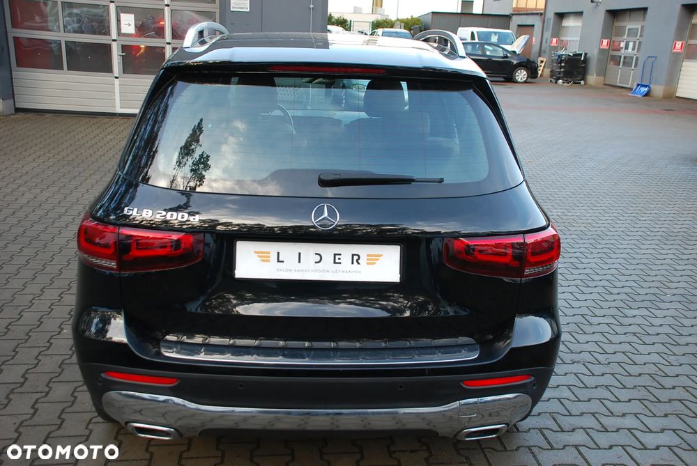 Mercedes-Benz GLB 200 d 8G-DCT Progressive - 7