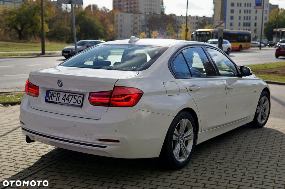 BMW Seria 3 318i Sport Line - 5