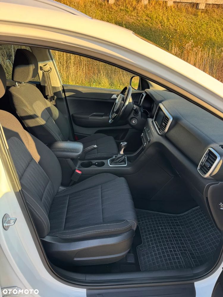 Kia Sportage 1.6 GDI M 2WD - 22