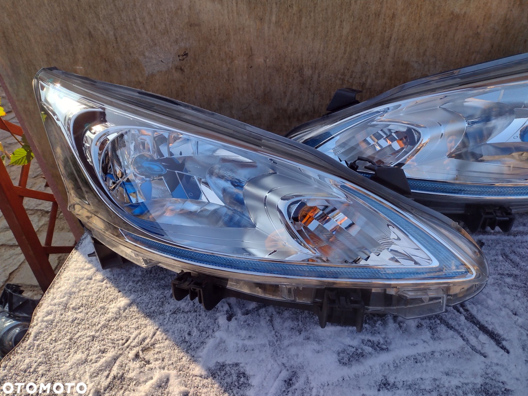 lampy nissan NV200 II led prawa EU całe - 1