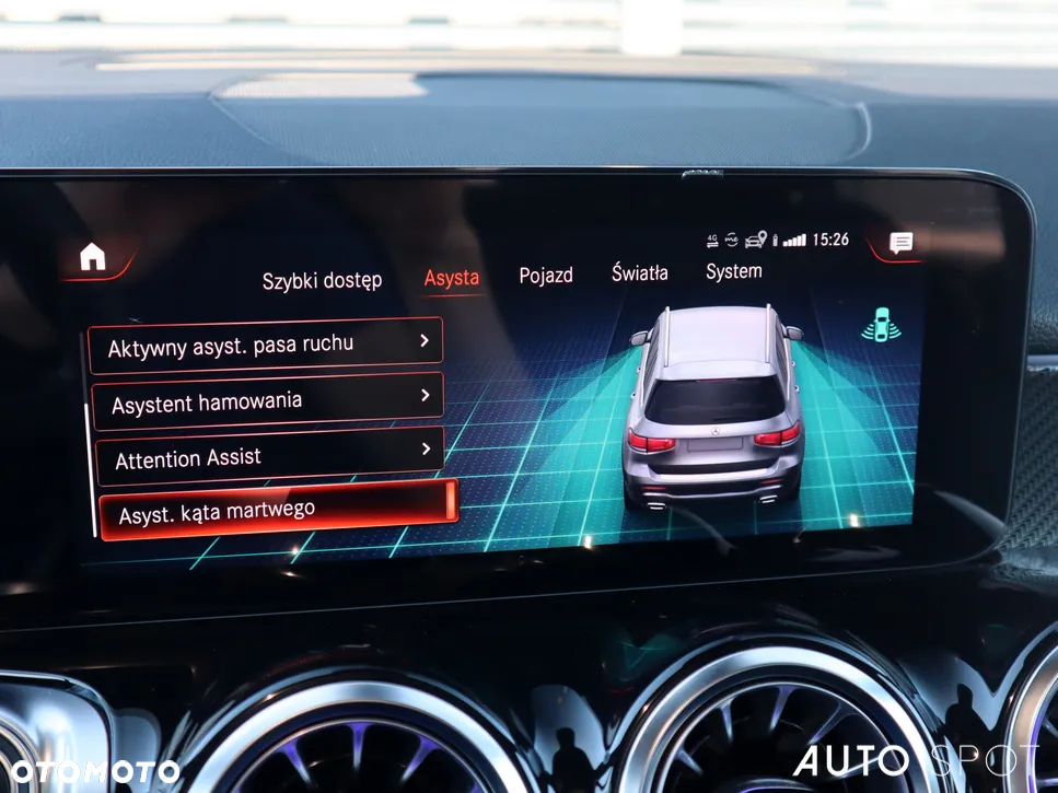 Mercedes-Benz GLB 250 4-Matic AMG Line 8G-DCT - 29