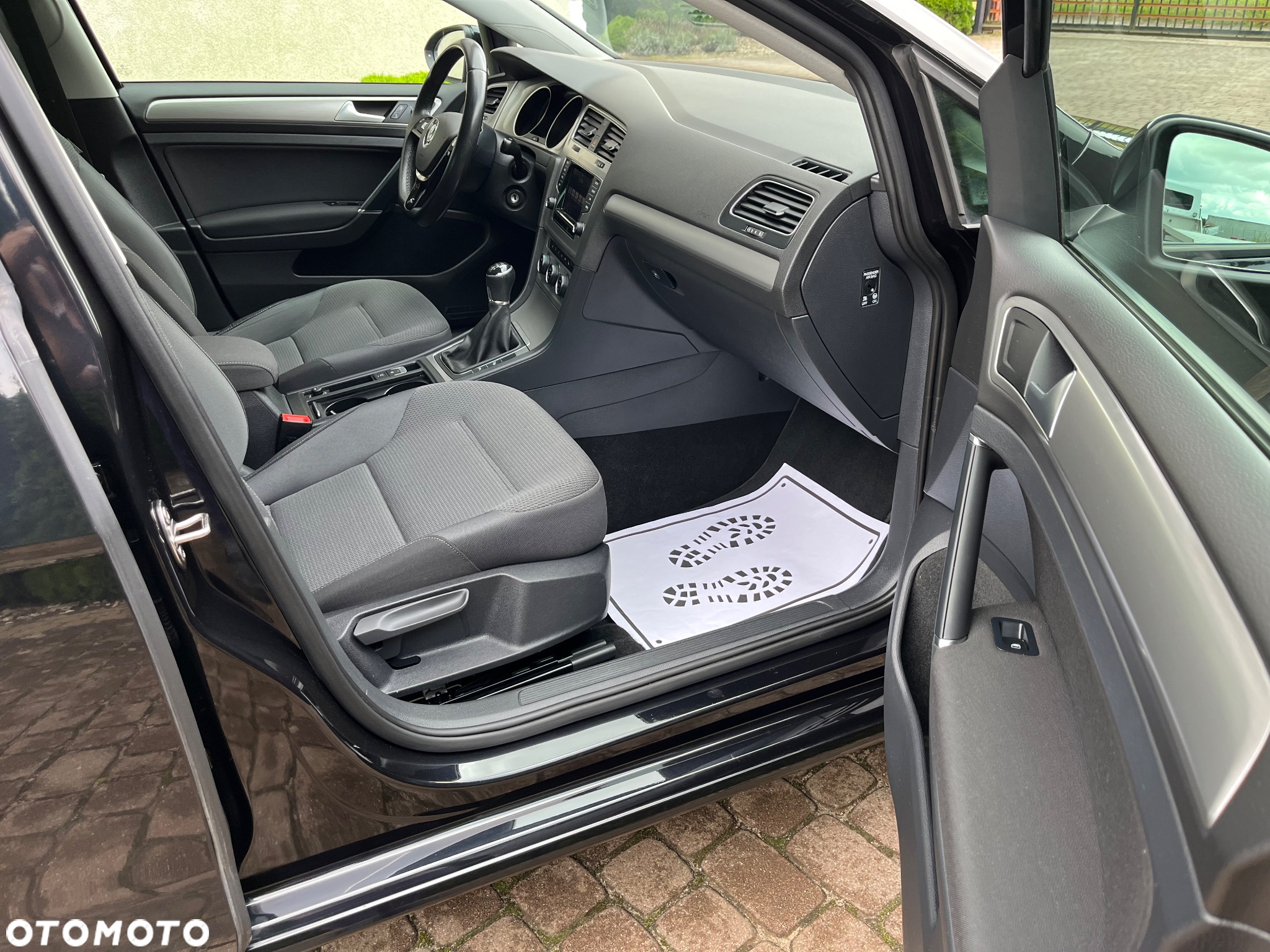 Volkswagen Golf 1.2 TSI BlueMotion Technology Comfortline - 19