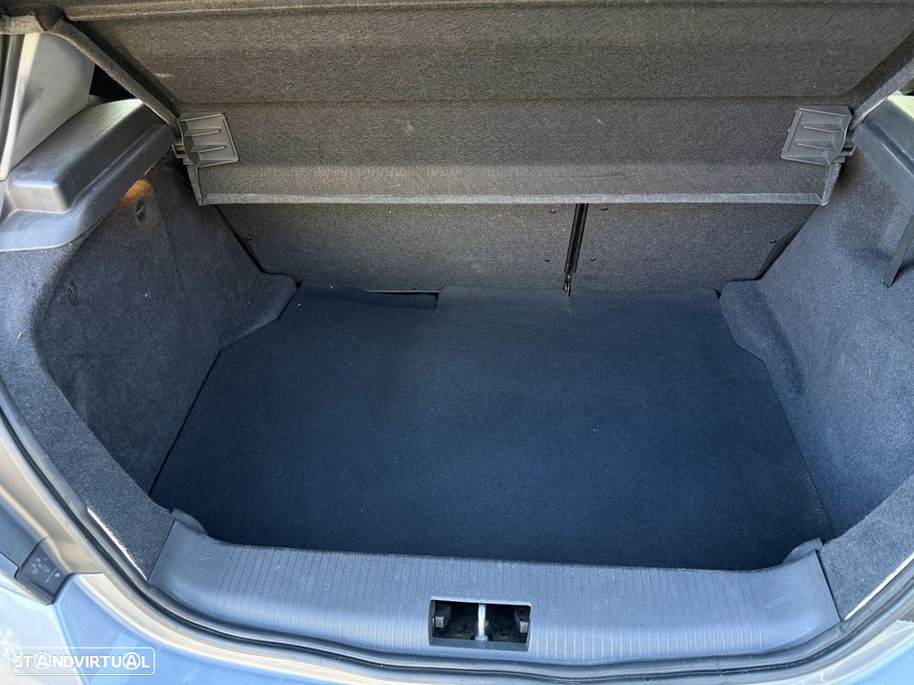 Opel Astra 1.4 Enjoy - 19