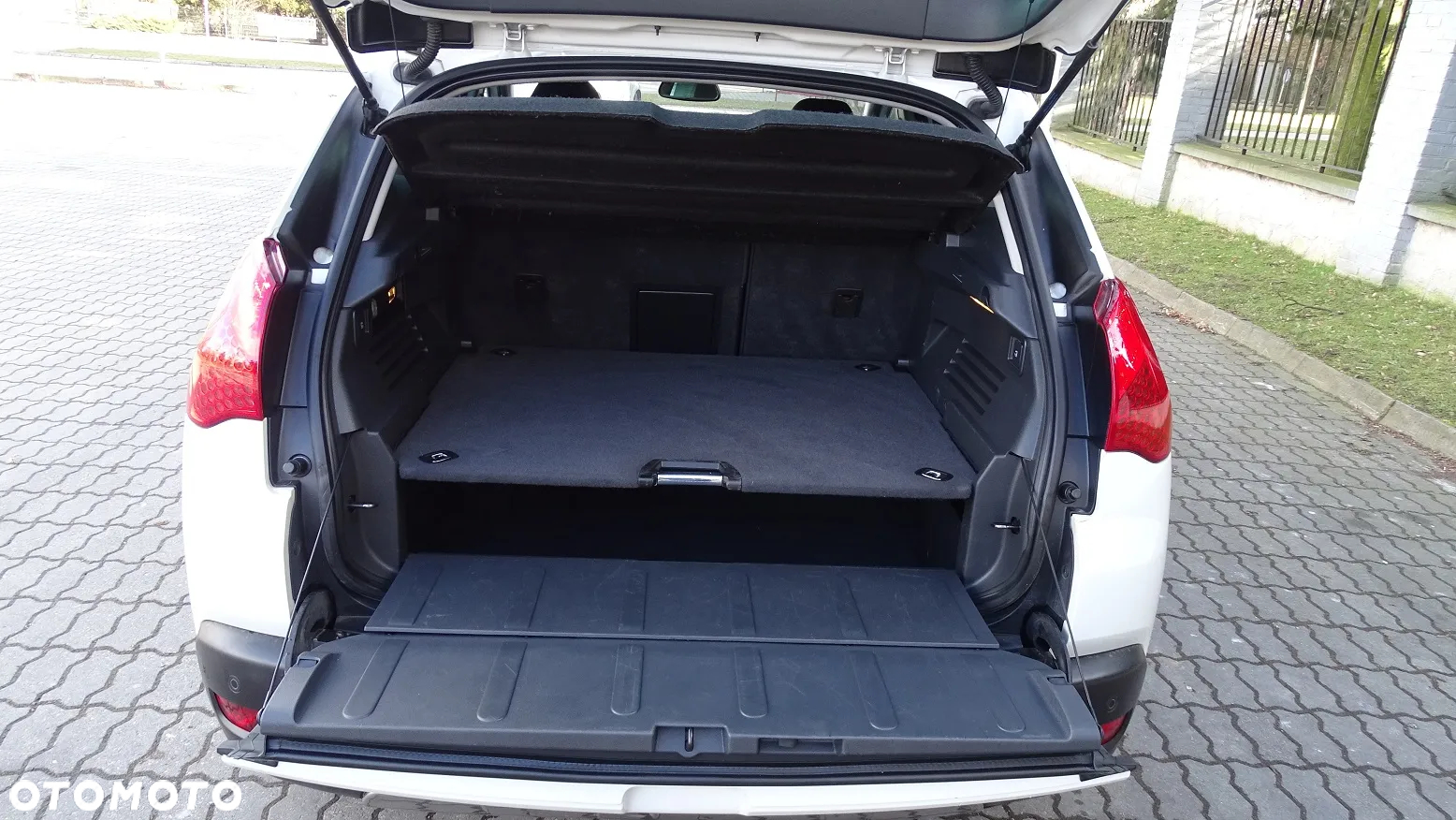 Peugeot 3008 1.6 HDi Active - 9